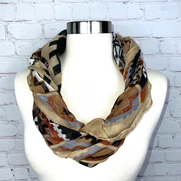 🛍️$3 Bundled Lightweight Tan Black Multicolor Infinity Scarf - Picture 3 of 9